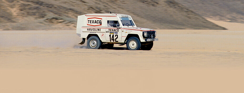 Une Mercedes-Benz 280 GE s’adjuge le Paris-Dakar en 1983